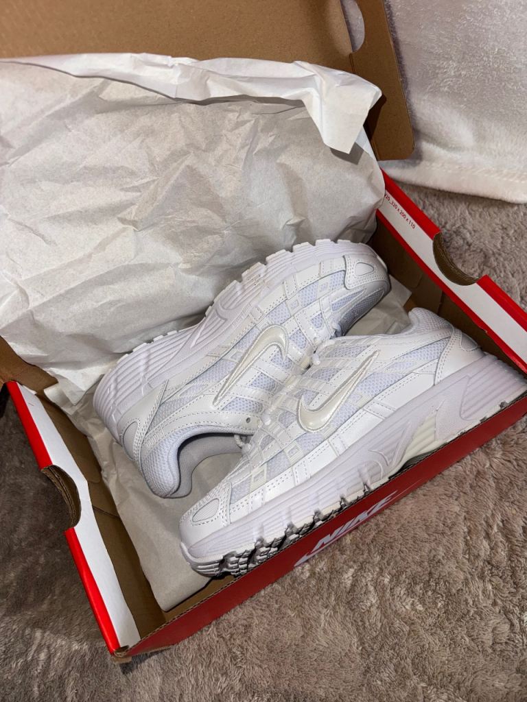 Nike p6000