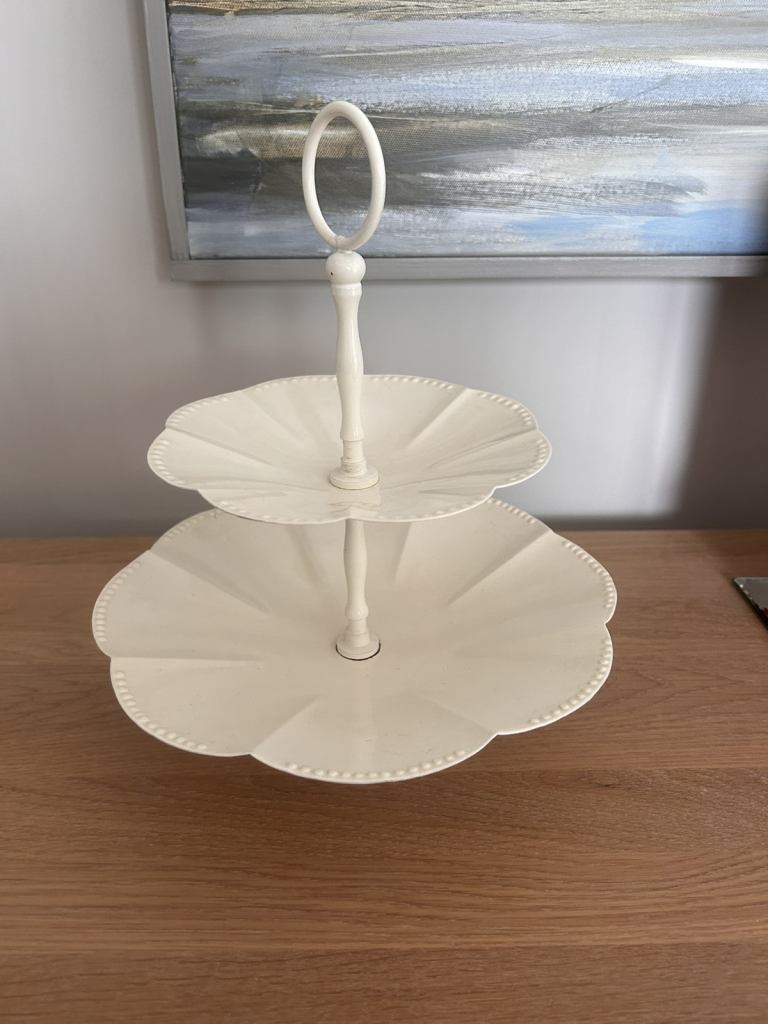 Two Tier Cake Stand