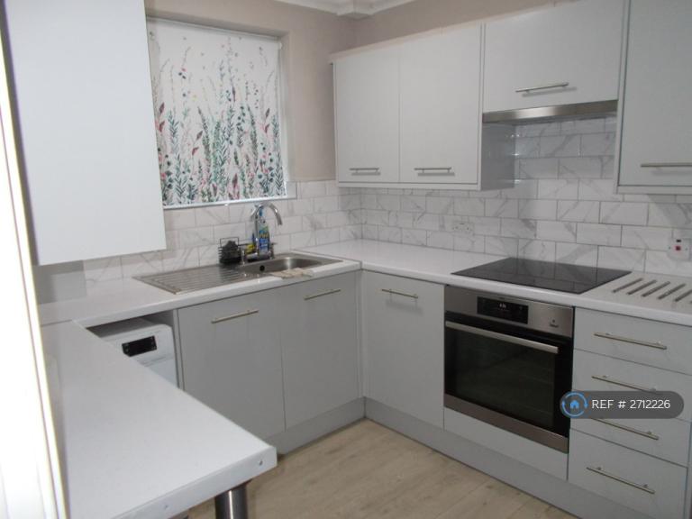 1 bedroom flat in West Street, Dunstable, LU6 (1 bed) (#2712226)