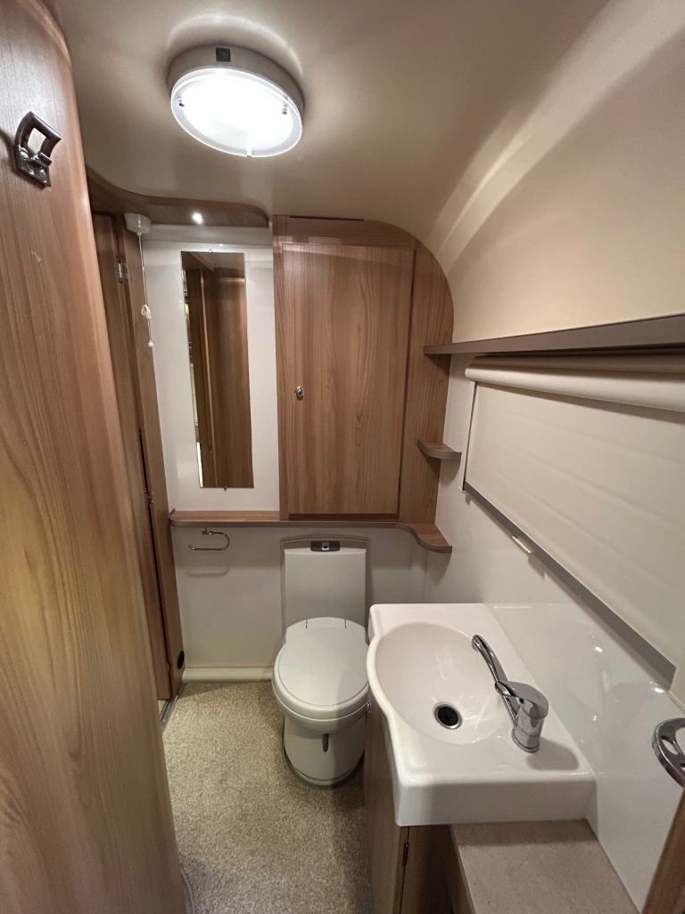 Fixed Bed Bailey Pegasus Modena. 