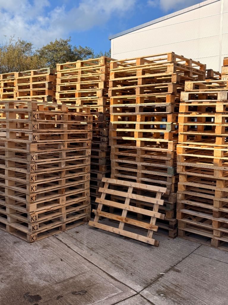 Free pallets 