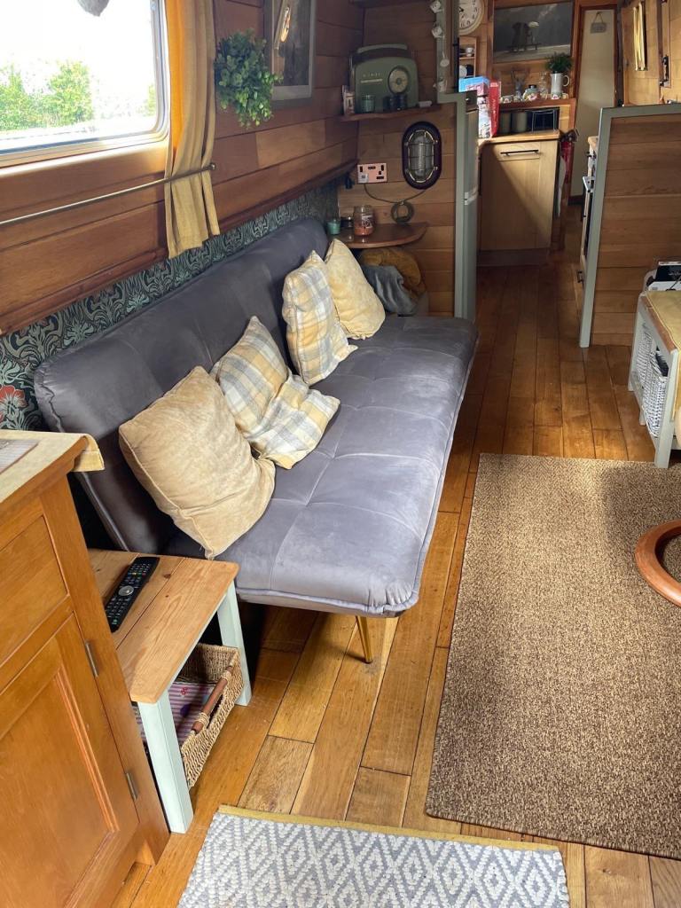 Sofa bed click clack