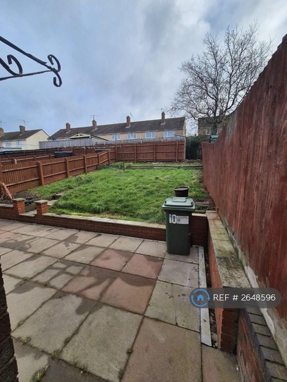 3 bedroom house in Counts Farm Road, Corby, NN18 (3 bed) (#2648596)