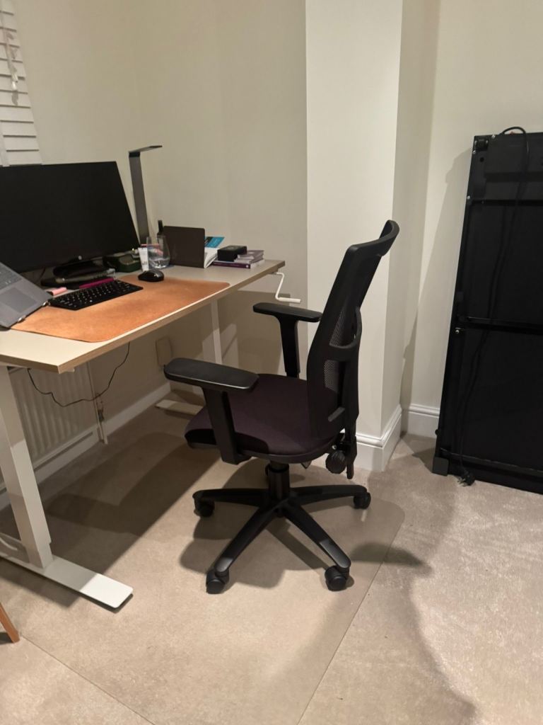 IKEA sit stand desk