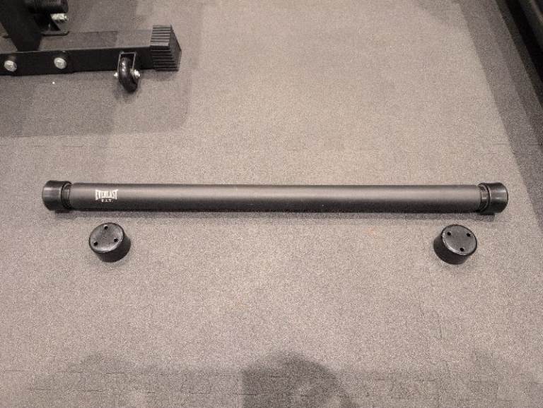 Free Everlast pull-up bar
