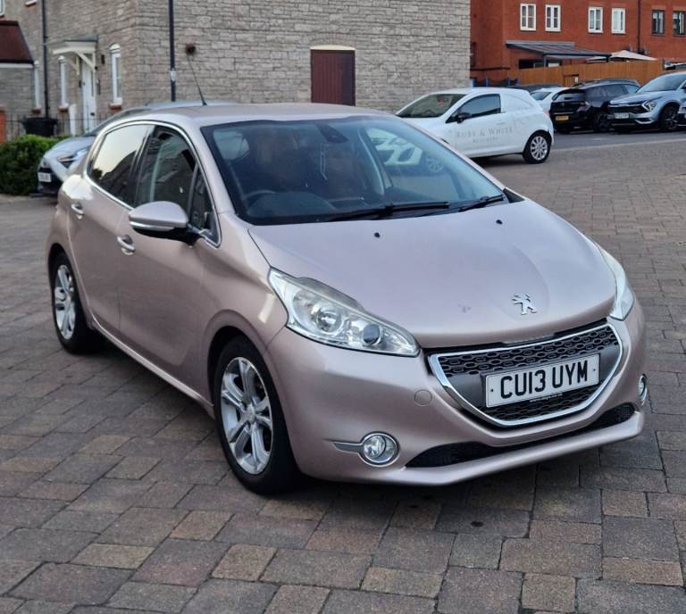 Peugeot, 208, Hatchback, 2013, Manual, 1397 (cc), 5 doors