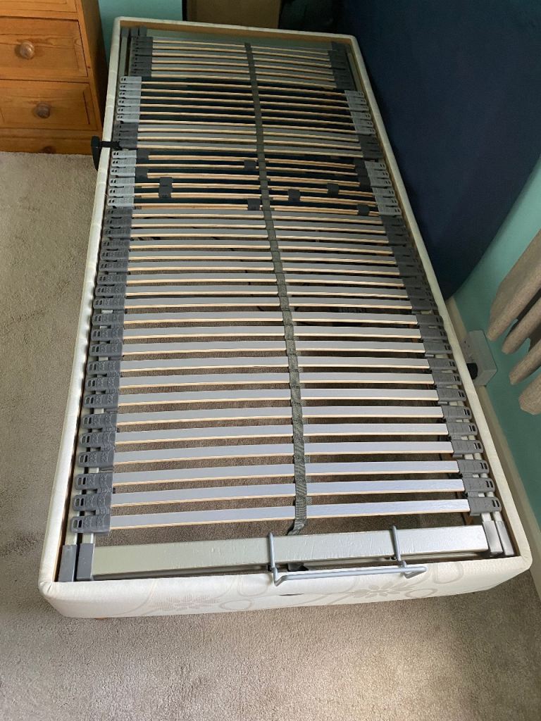 Restwell electric profiling bed