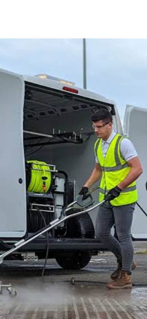 SWAP RECOVERY TRUCK FOR PRESSURE WASHER VAN
