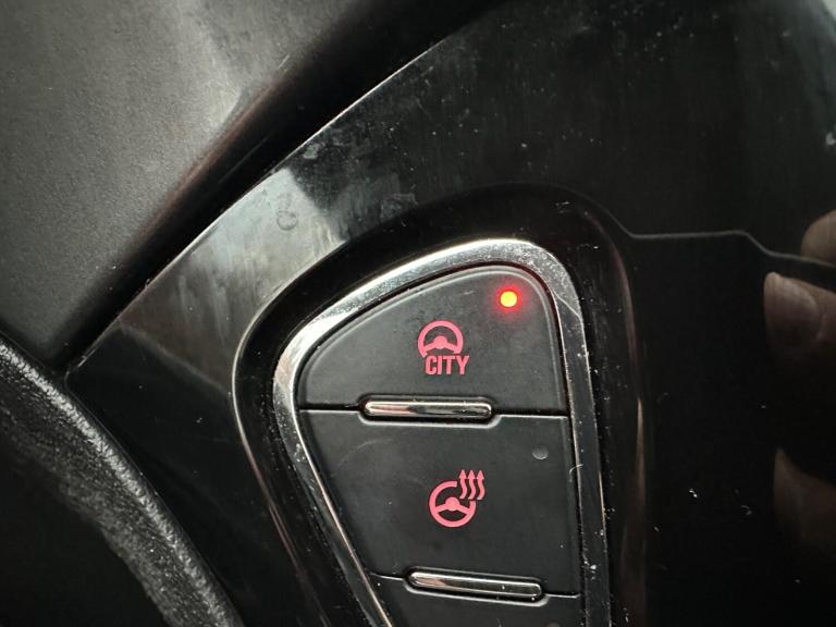 2017 Vauxhall Corsa 1.4i ecoFLEX Energy Euro 6 3dr (a/c) HATCHBACK Petrol Manual