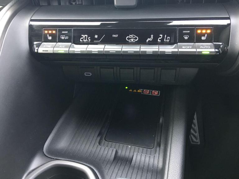 2024 Toyota C-HR 1.8 Hybrid Design 5dr CVT HATCHBACK PETROL/ELECTRIC Automatic