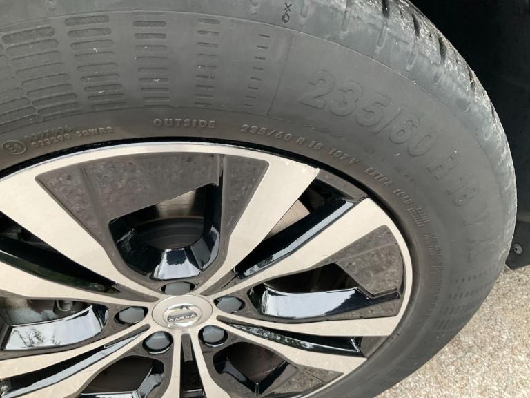 2023 Volvo XC60 2.0 B5p Core 5Dr Awd Geartronic SUV Petrol Automatic