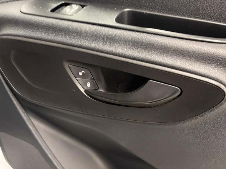 2022 Mercedes-Benz Sprinter 3.5t H2 Progressive Van PANEL VAN DIESEL Manual