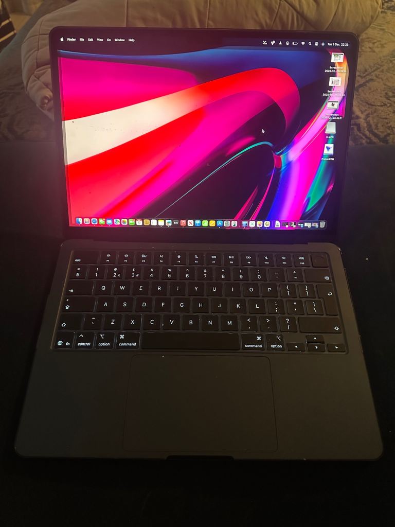 image for Apple MacBook Air 16GB