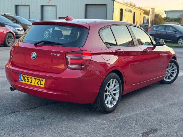 2013 BMW 1 Series 116d EfficientDynamics 5dr HATCHBACK Diesel Manual