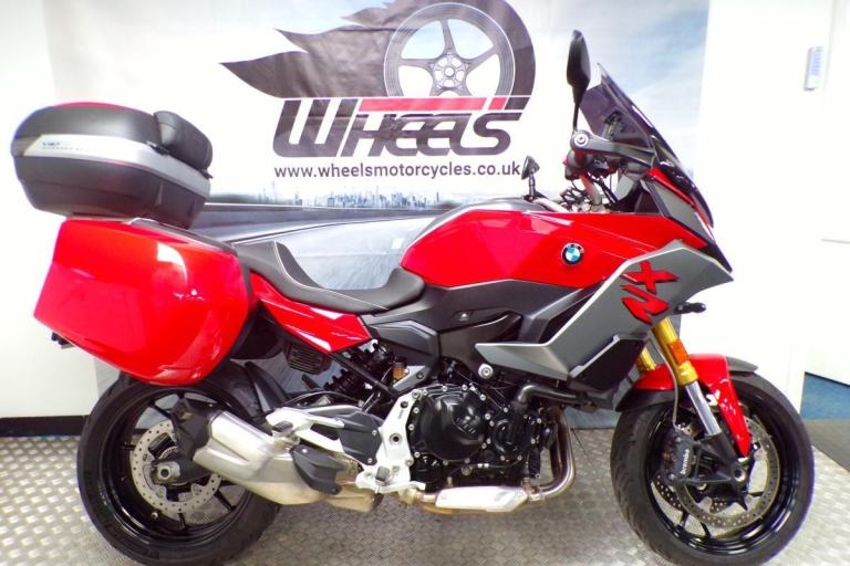 2020 BMW F900 XR WITH ONLY 10814 MILES FROM NEW
