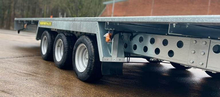 FLAT BED TRAILER 20 X 8 TOILET BALE FARM TILT BED RECOVERY CAR VAN TOW TINY HOUSE HOME