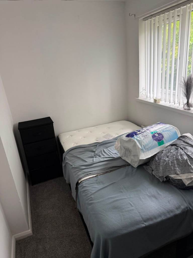 Spacious & Cosy Single room for rent SR5 5DQ
