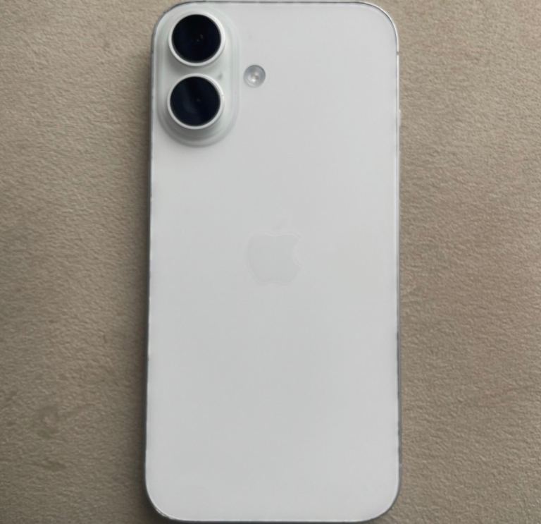 iPhone 16 128GB