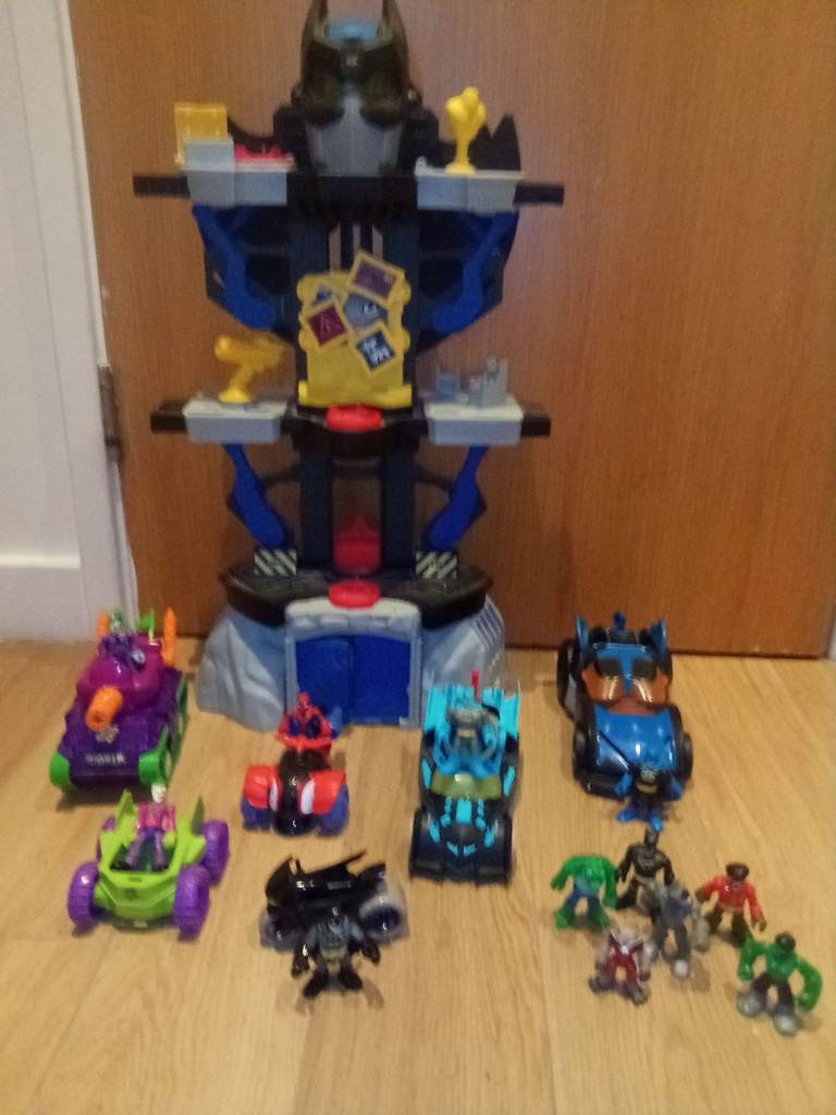 BIG SUPERHERO BUNDLE 