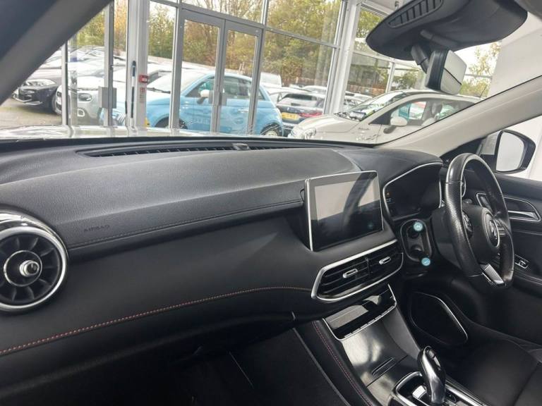 2023 MG MG HS 1.5 T-GDI Excite SUV 5dr Petrol DCT Euro 6 (s/s) (162 ps) 1 FORMER OWNER ESTATE Pet...