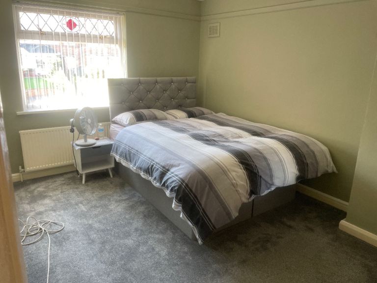 Room to rent 