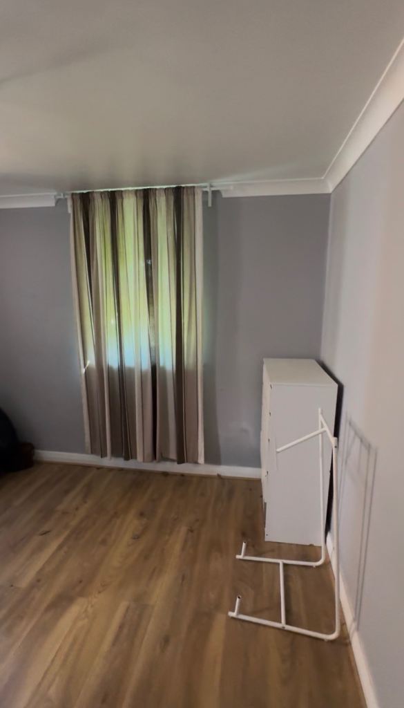 Shared large one bedroom to let
