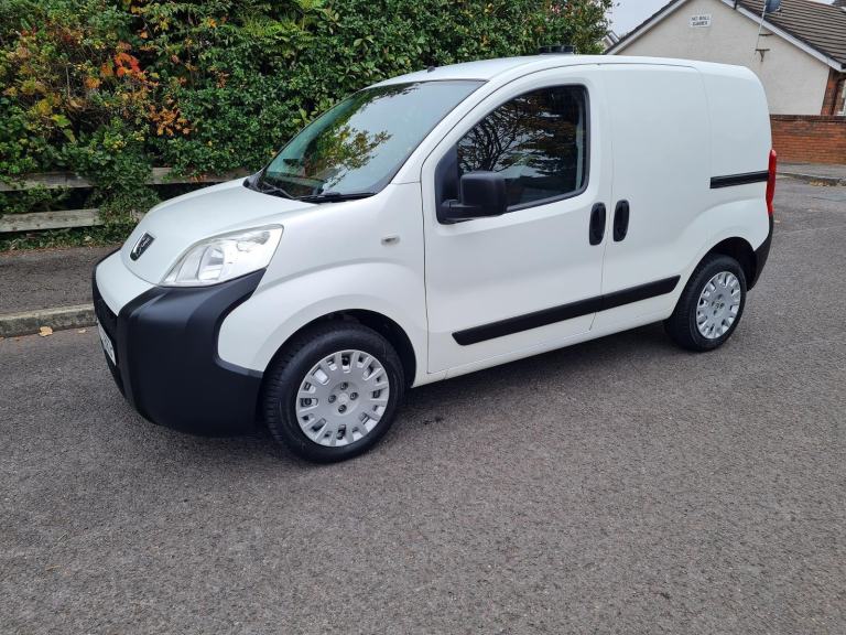 Mint Condition August 2015  Peugeot Bipper Professional Hdi Diesel Side Loading Door 