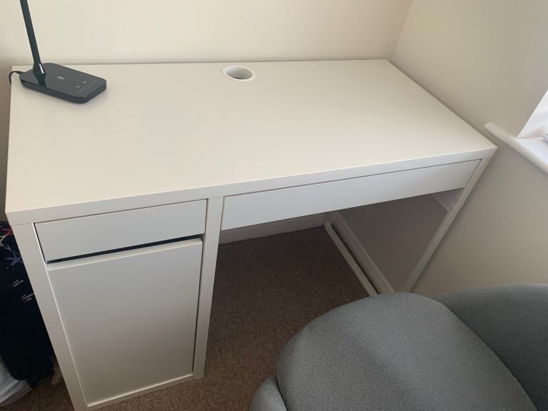 Ikea Micke Desk 