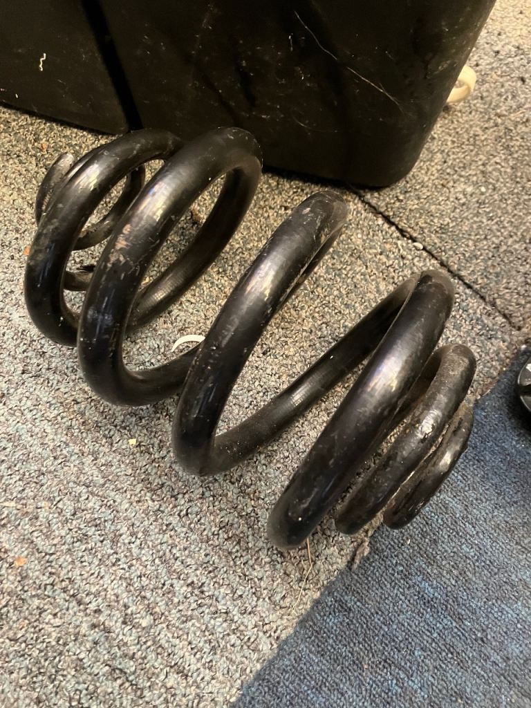 VW T4 transporter rear spring