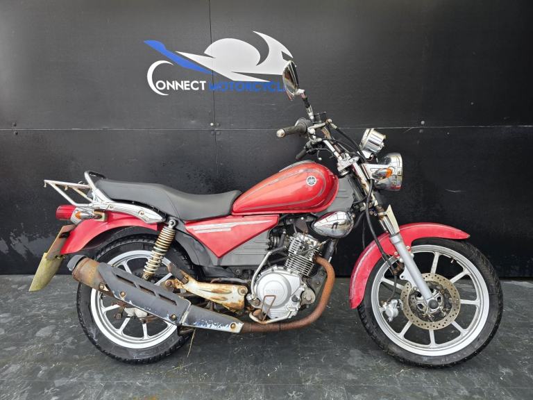 YAMAHA YBR 125 CUSTOM 2013 PROJECT BIKE HPI CLEAR