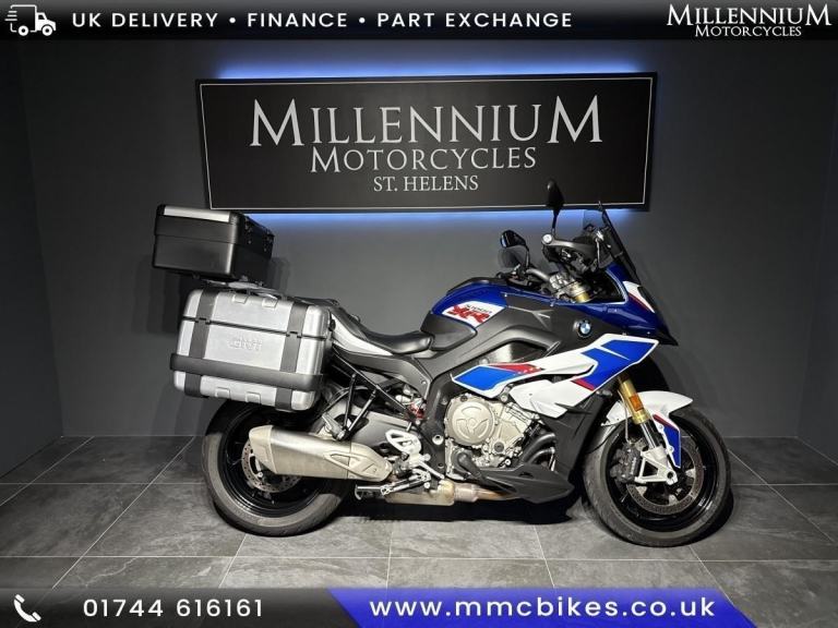 2018 BMW S1000XR SPORTS ADVENTURE CROSSOVER WITH 3 PART LUGGAGE