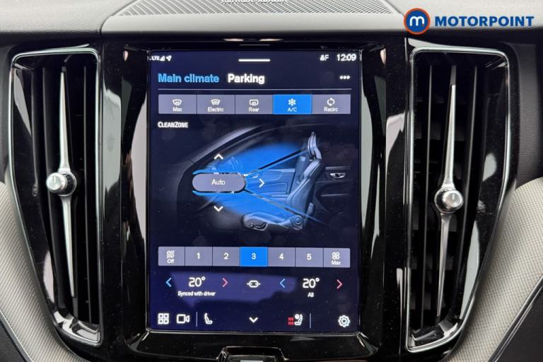 2024 Volvo XC60 2.0 T6 [350] RC PHEV Plus Dark 5dr AWD Geartronic SUV Hybrid Automatic