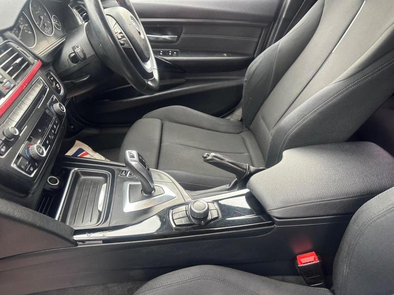 BMW 3 SERIES 2.0 318d Sport Touring Auto Euro 5 (s/s) 5dr 2013