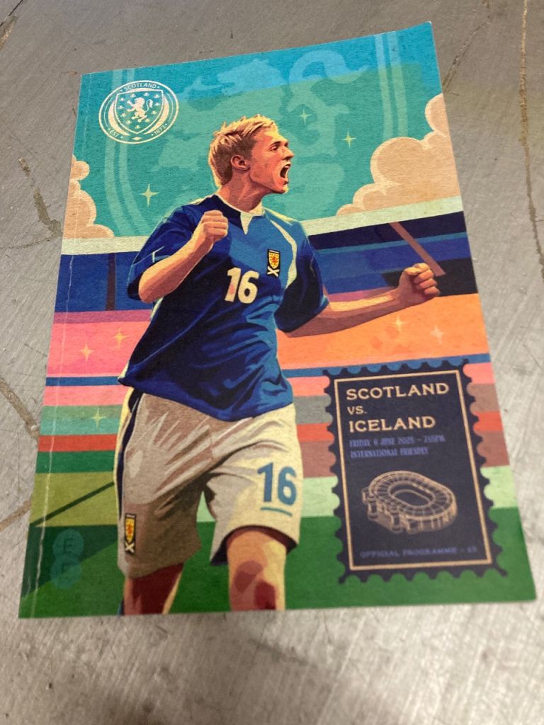SCOTLAND FOOTBALL PROGRAMME 