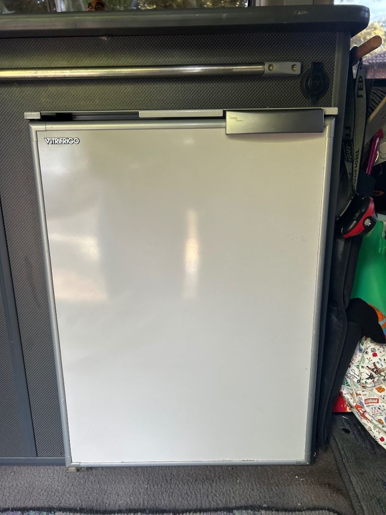 Fridge freezer