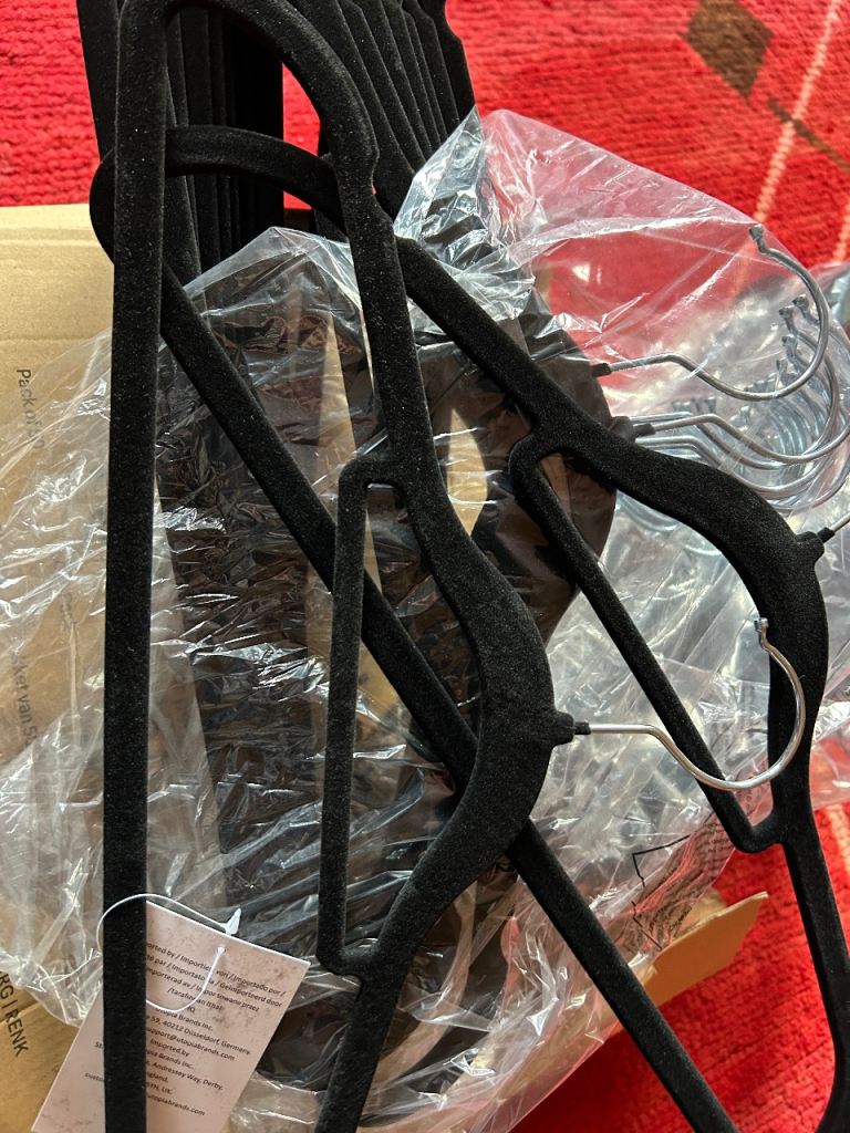 Non Slip Clothes Hangers x 50