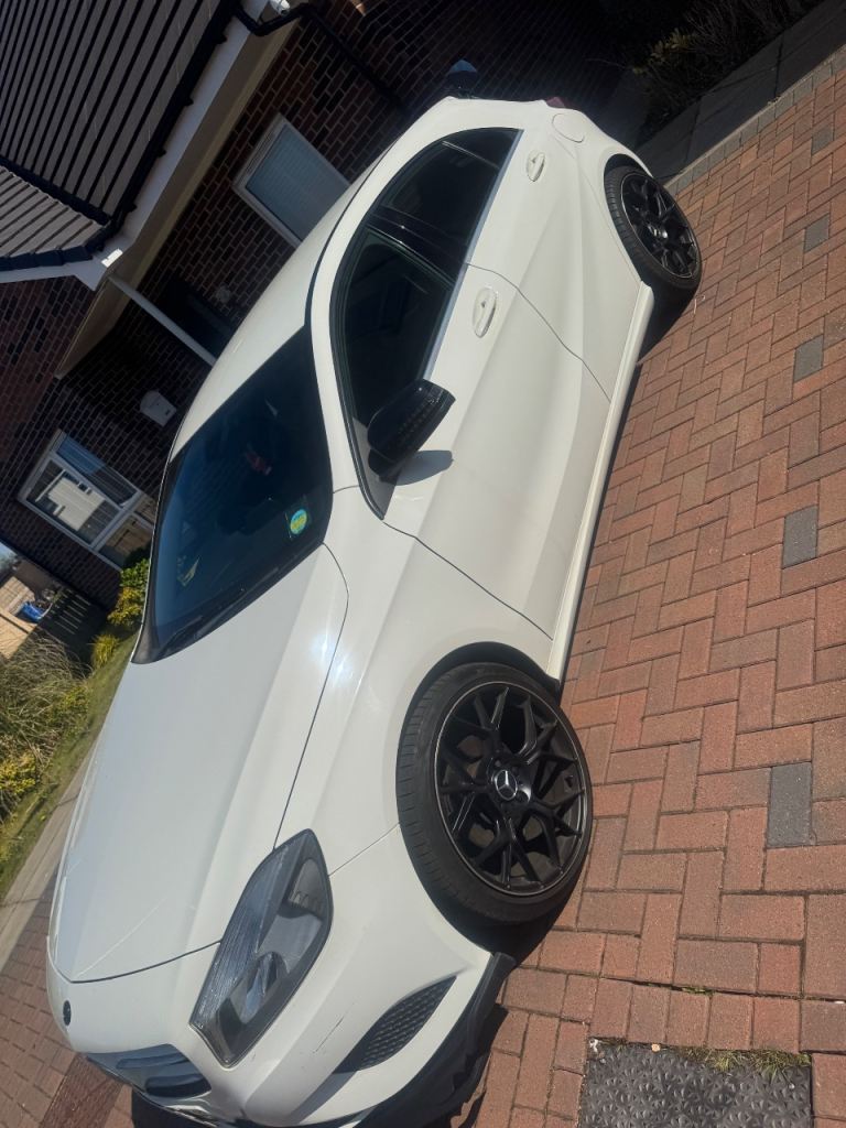 Mercedes-Benz, A CLASS, Hatchback, 2015, Manual, 1461 (cc), 5 doors