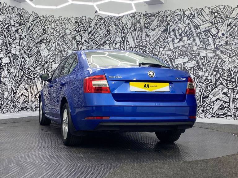 2018 Skoda Octavia 1.6 TDI SCR SE Hatchback 5dr Diesel Manual Euro 6 (s/s) (115 ps) Hatchback Die...