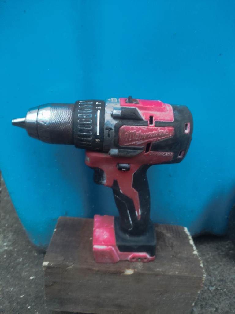 Milwaukee  brushless Power Drill  Not Makita - Used but Working