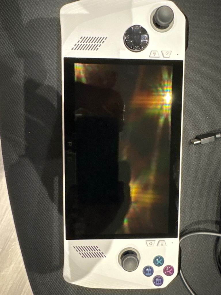 ASUS ROG Ally, white, mint condition, carrier case and charger included