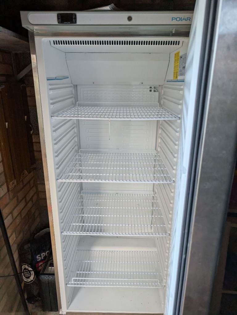 COMMERCIAL FRIDGE NEW**