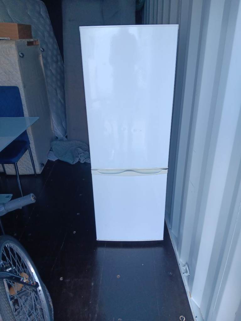 Fridge freezer