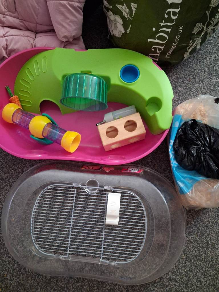 Hamster cage