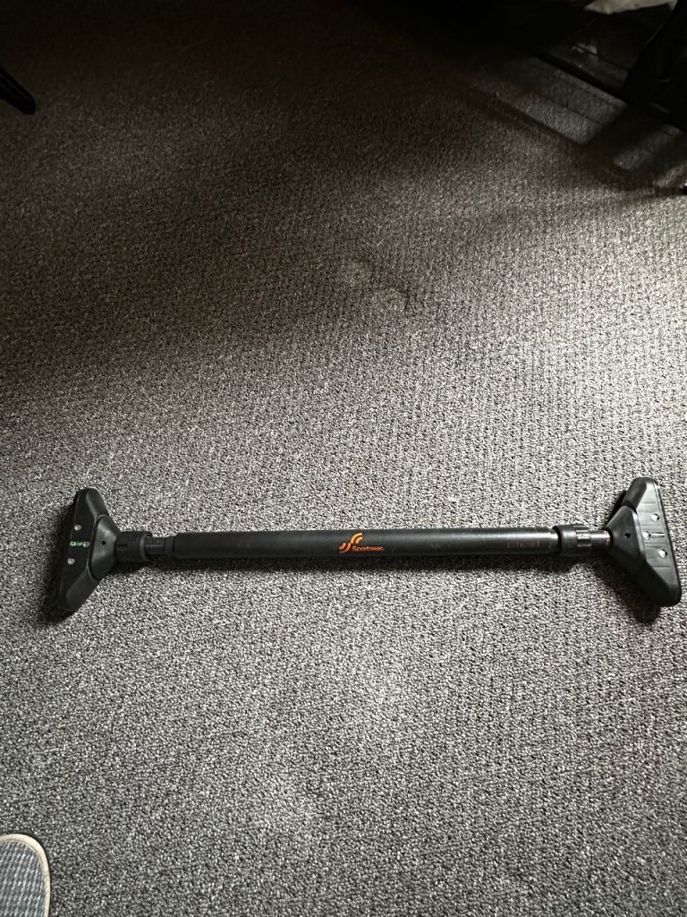 Sportneer Pull Up Bar – Black, Good Condition