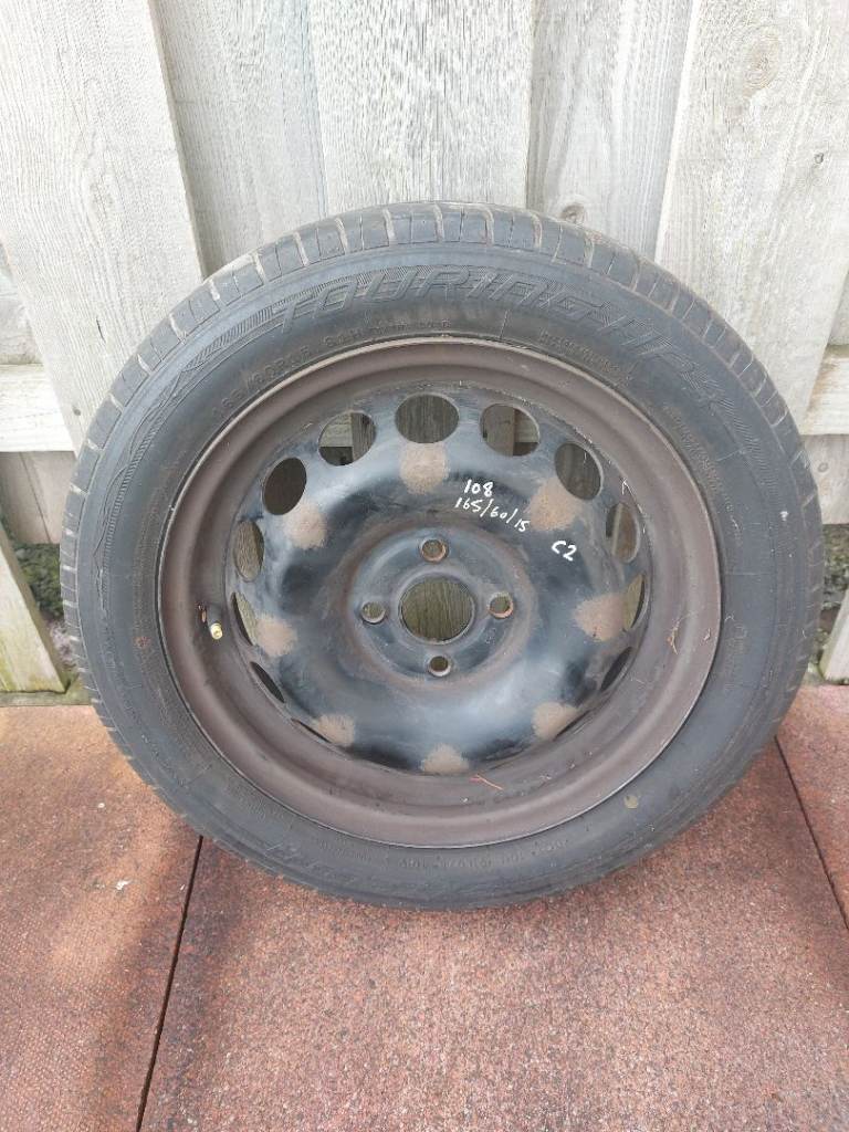 Wheel plus tyre 