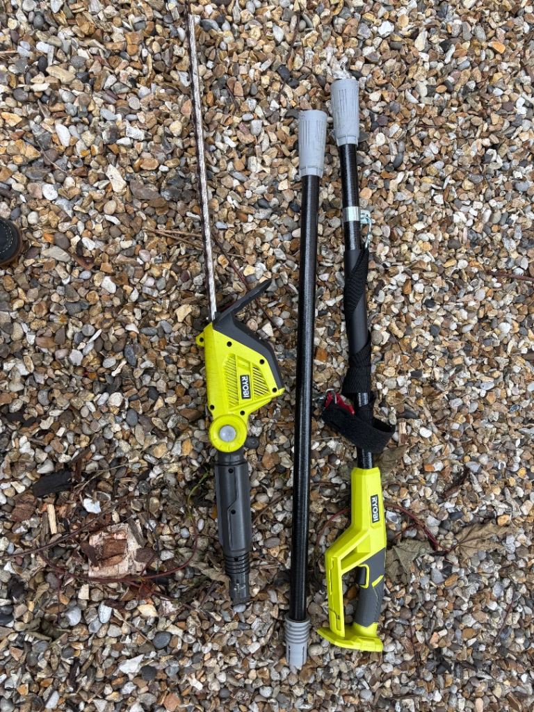 Ryobi Hedge Trimmer and extension