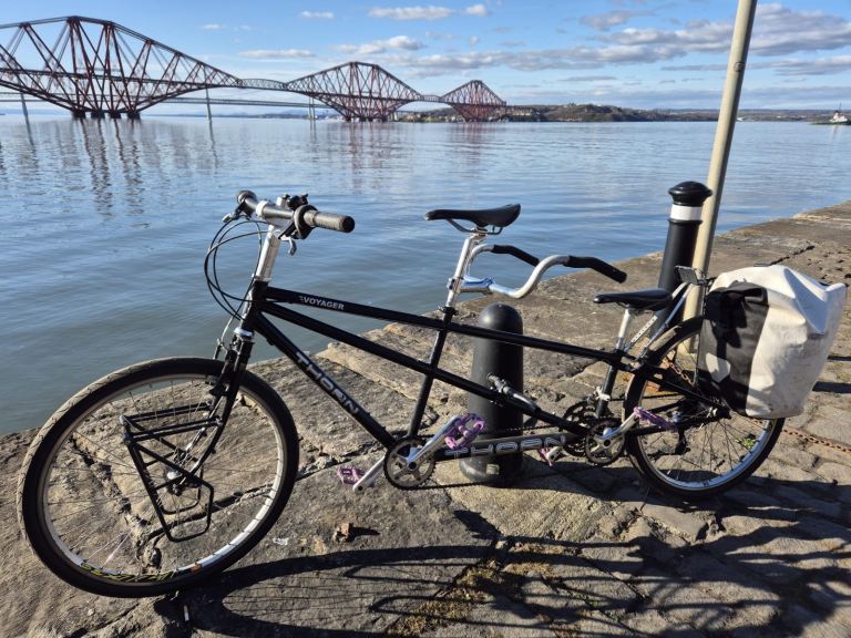 Thorn adult and child tandem bike