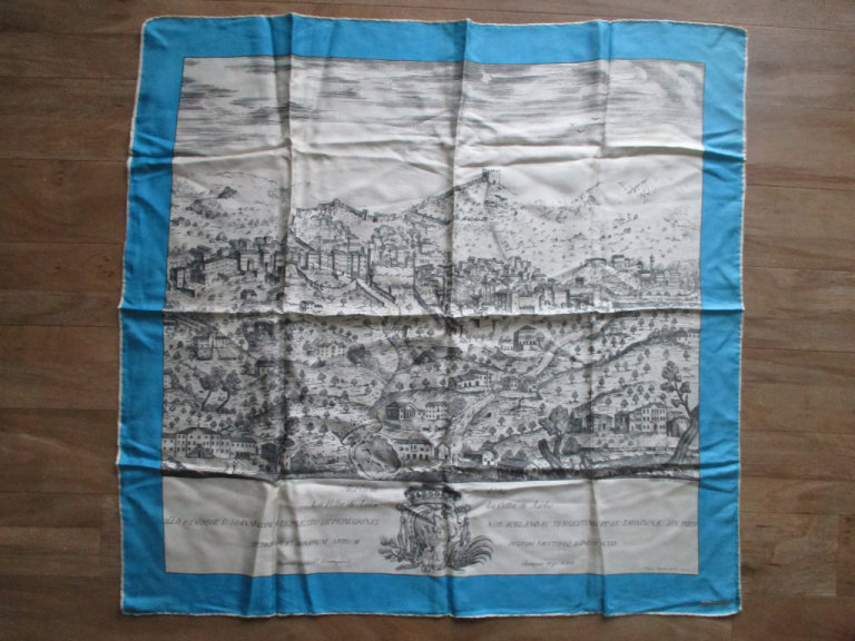 BRAND NEW La Ville de Asolo scarf Made in Italy 