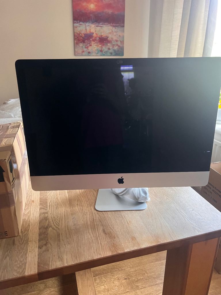Apple iMac 27” Retina 5K 2017 i5 16GB 1TB Linux Mint
