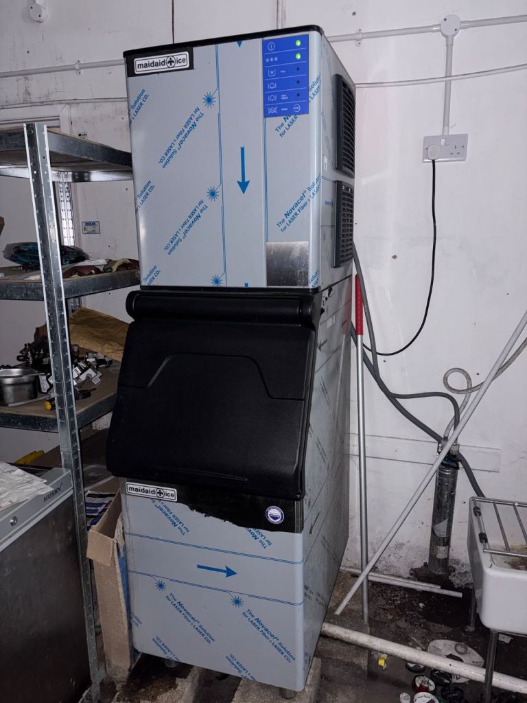 Maid Aid Ice Commercial Ice Machine - Nearly New